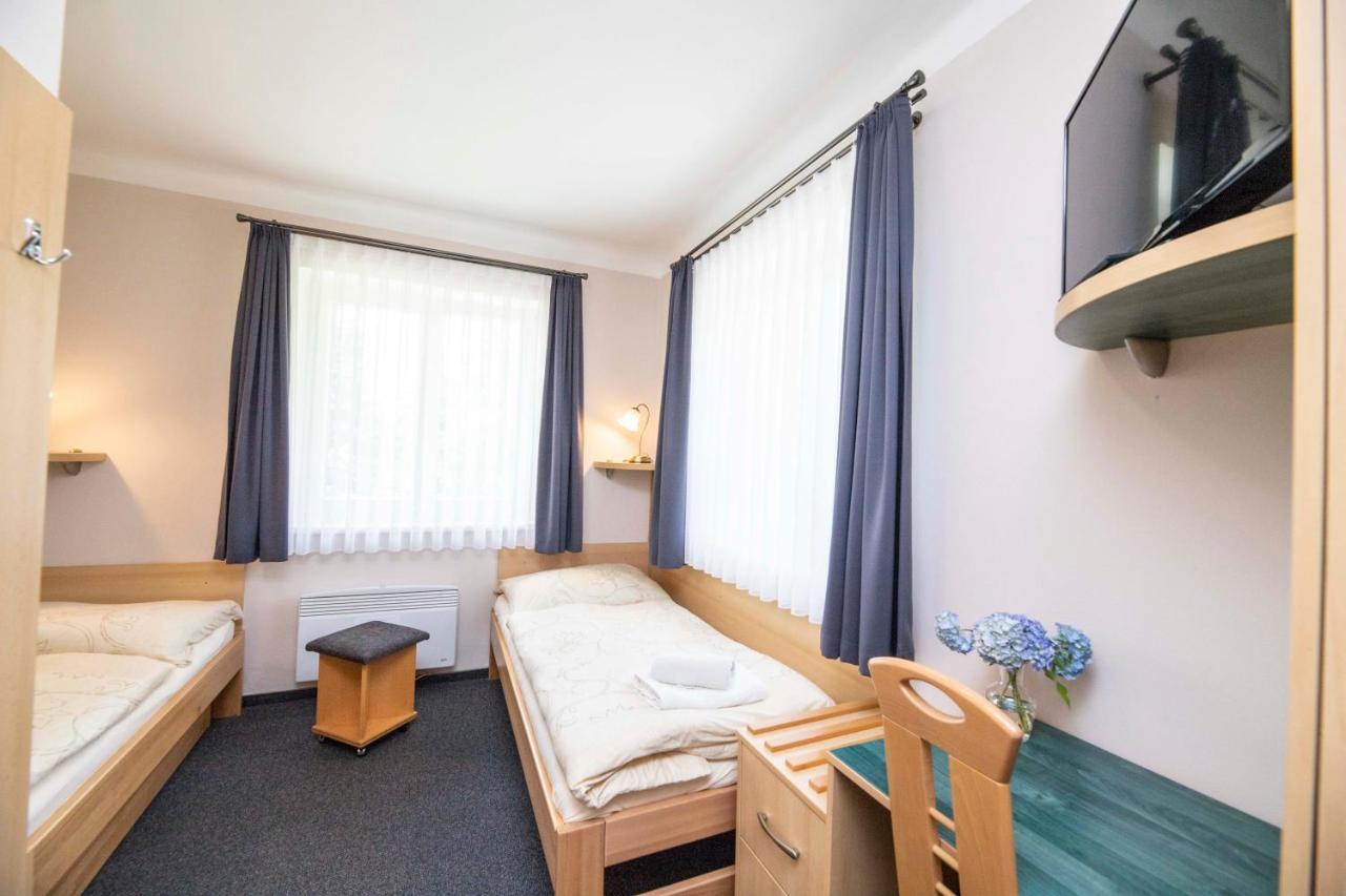 Parkhotel Skalní město Jičín Exterior foto