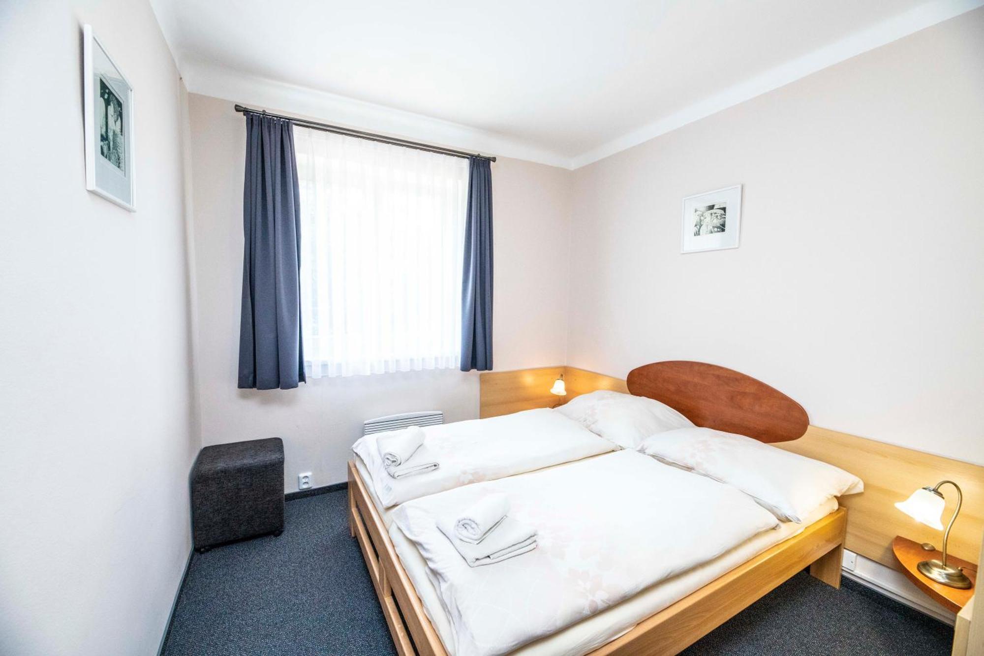 Parkhotel Skalní město Jičín Exterior foto